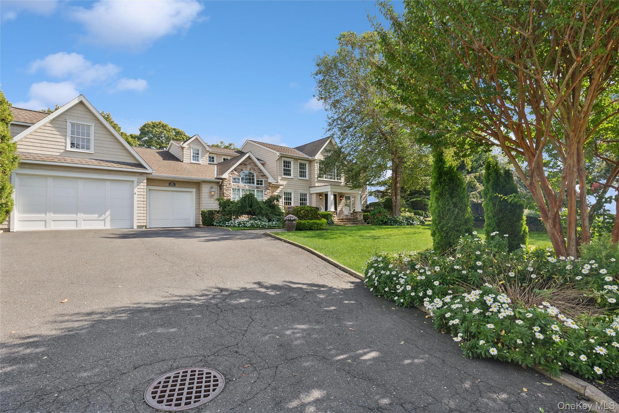 45 Blue Point Avenue – For Sale photo 2