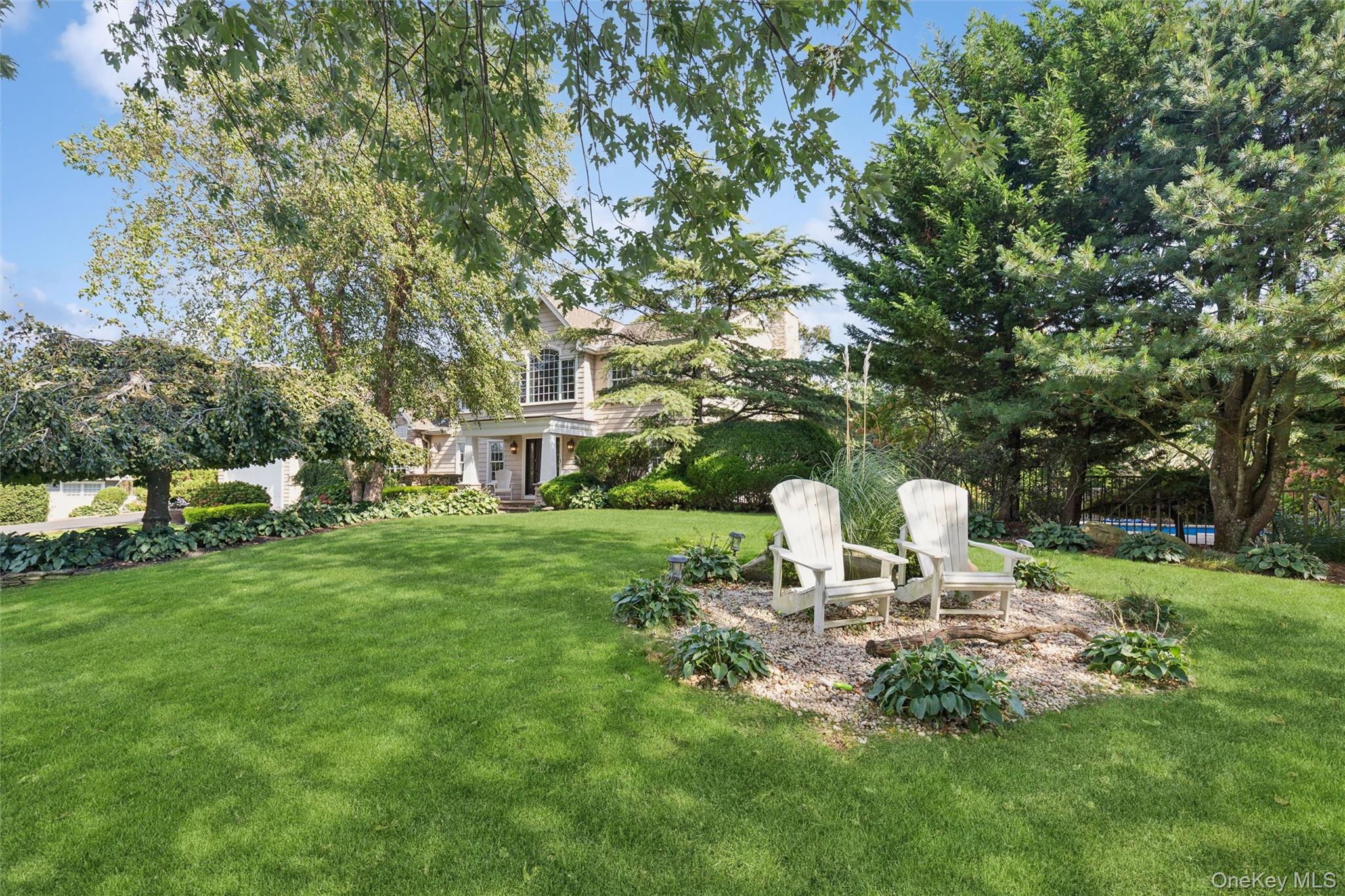 45 Blue Point Avenue – For Sale photo 4