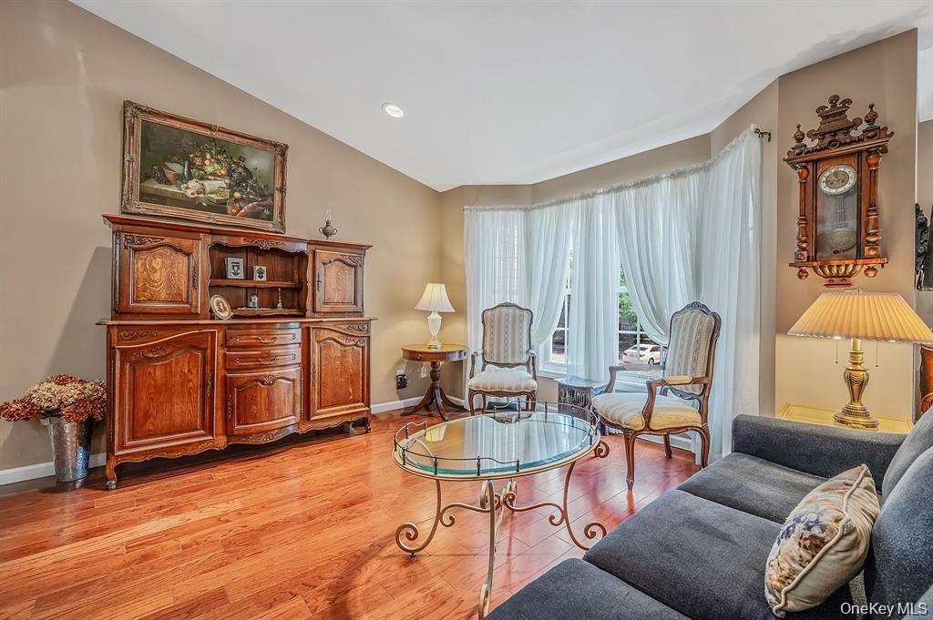 1130 Savoy Drive – For Sale photo 8