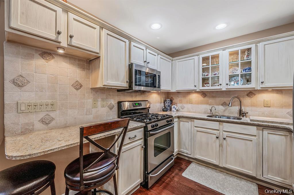 1130 Savoy Drive – For Sale photo 16