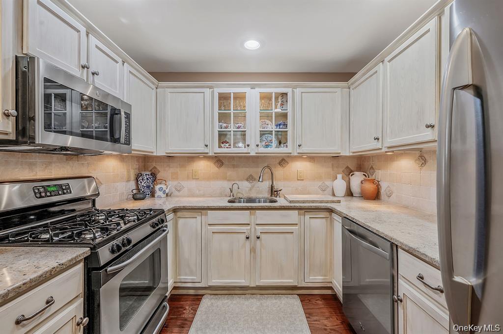 1130 Savoy Drive – For Sale photo 17