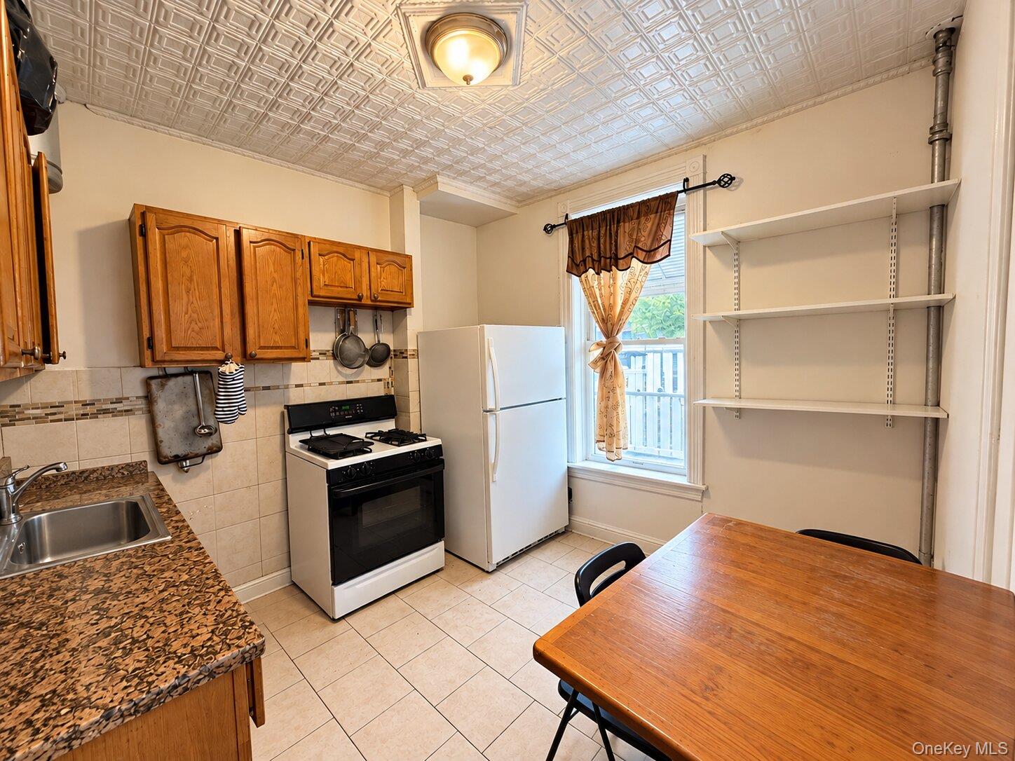 65 Mother Gaston Boulevard – For Sale photo 5