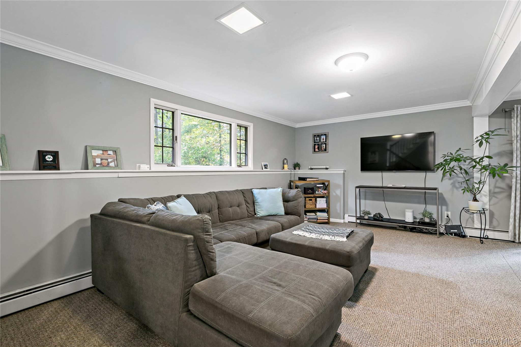 999 Cliff Avenue – For Sale photo 17