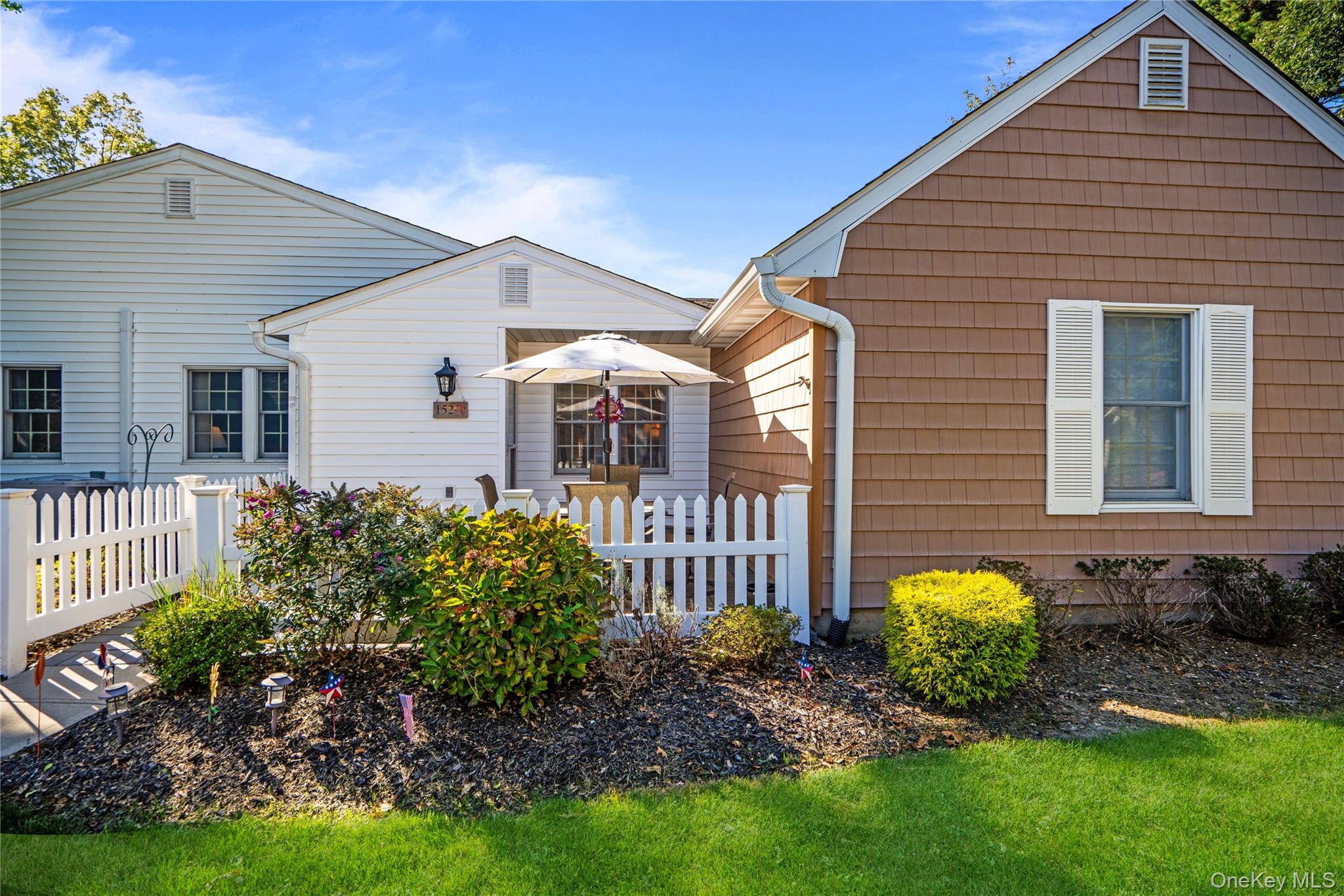 152 Revere Drive – For Sale photo 2