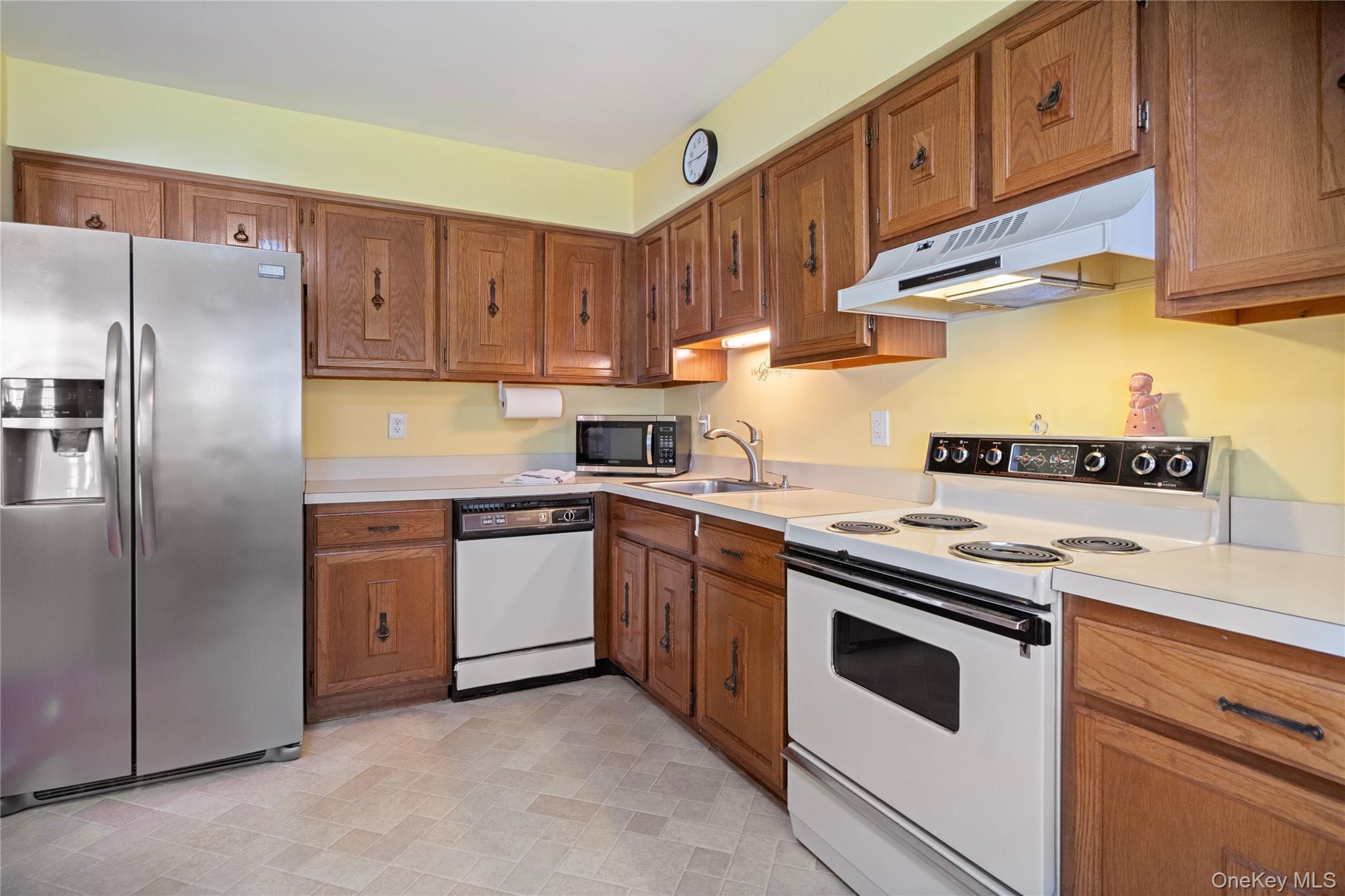 152 Revere Drive – For Sale photo 10