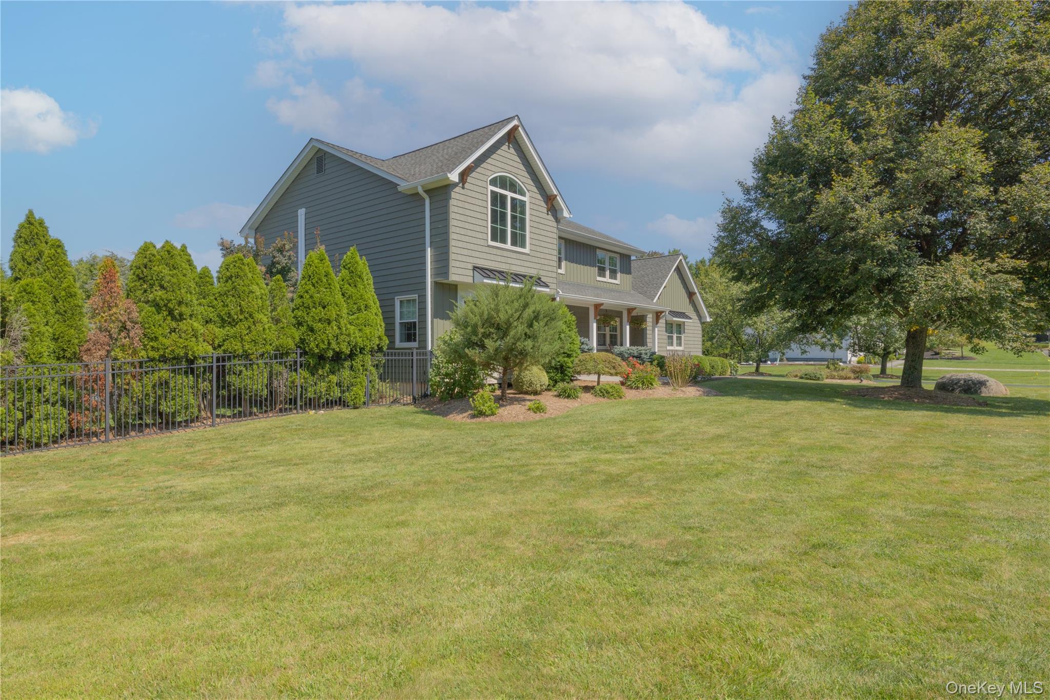 51 Marycrest Road – For Sale photo 2
