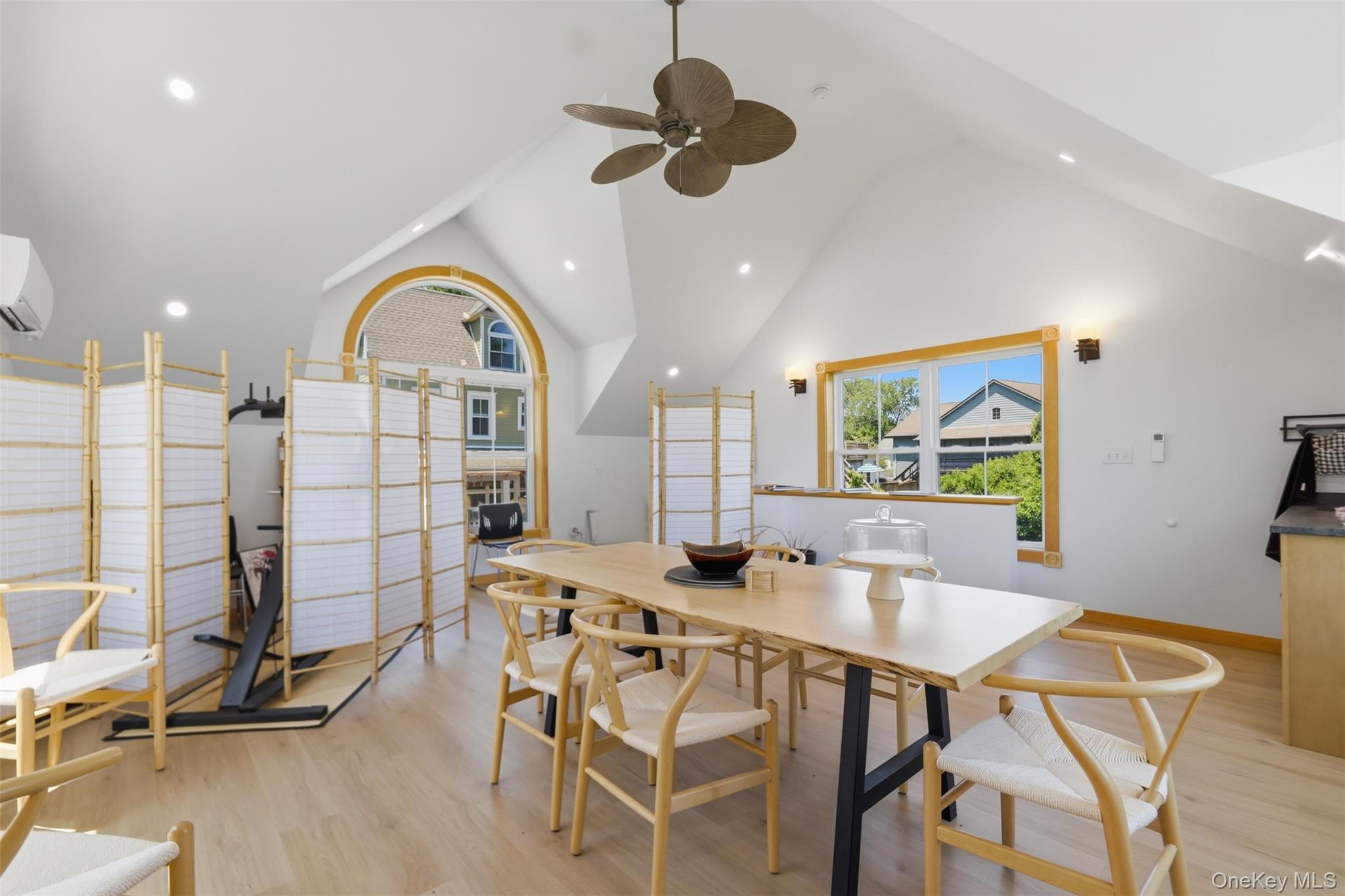 5 West Street – For Sale photo 32