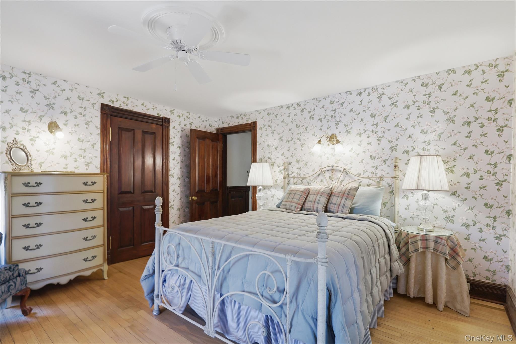 10 West Street – For Sale photo 22