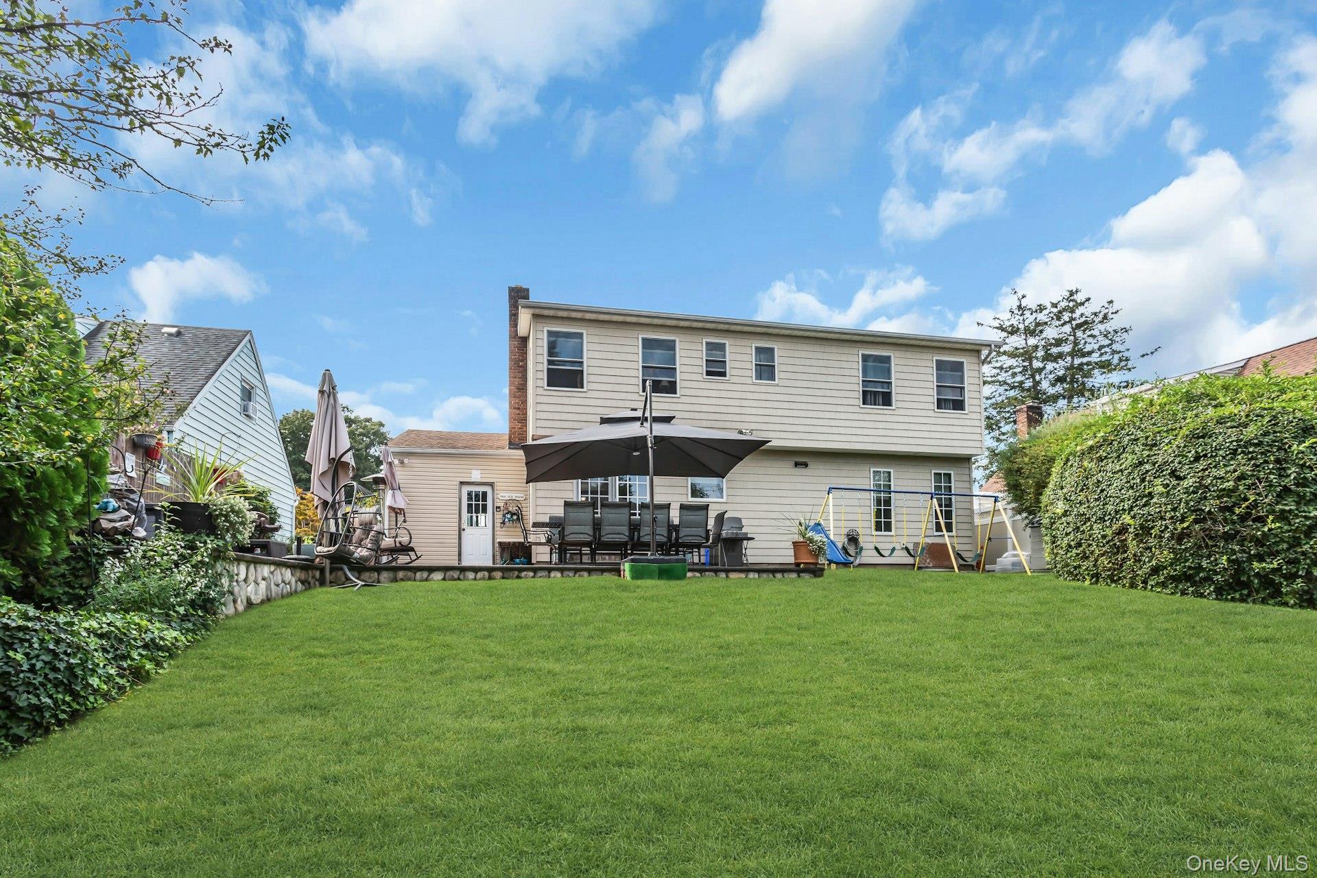 22 Bryce Avenue – For Sale photo 29