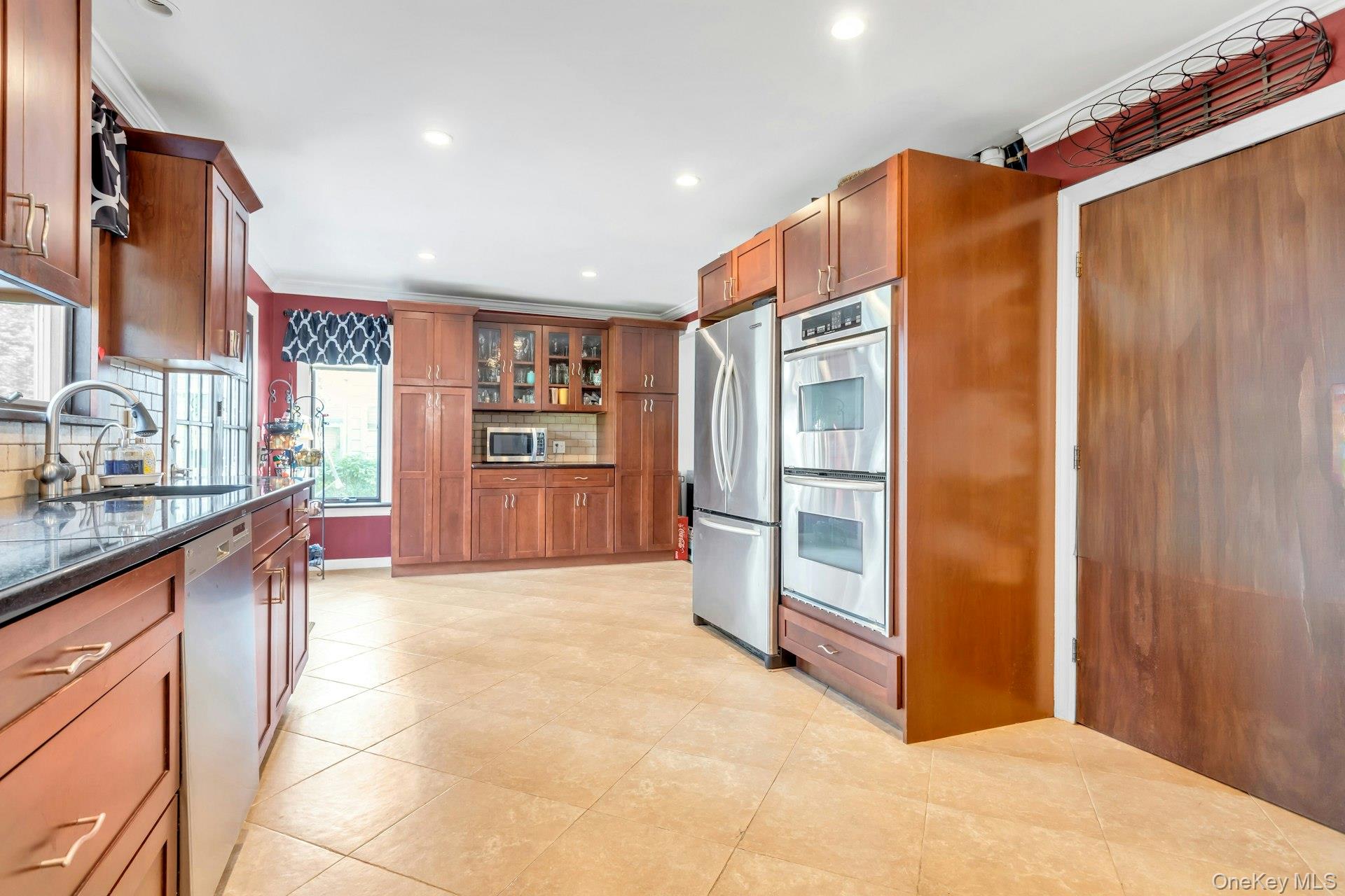 22 Bryce Avenue – For Sale photo 16