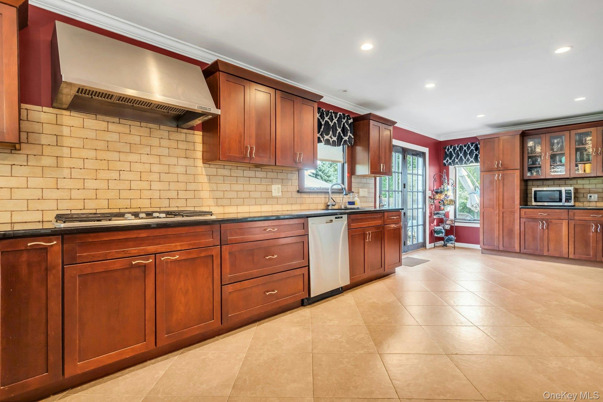 22 Bryce Avenue – For Sale photo 15