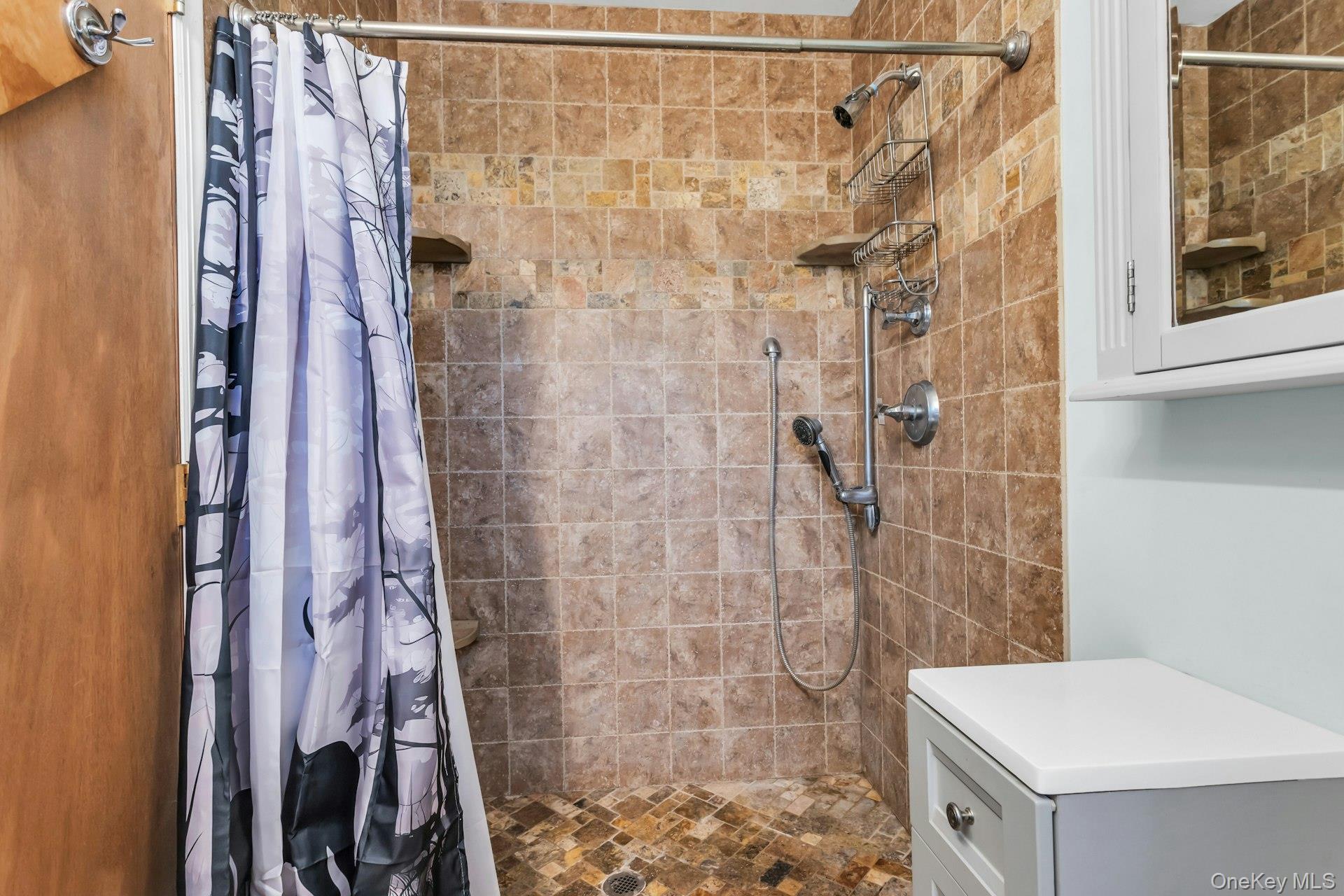 22 Bryce Avenue – For Sale photo 21