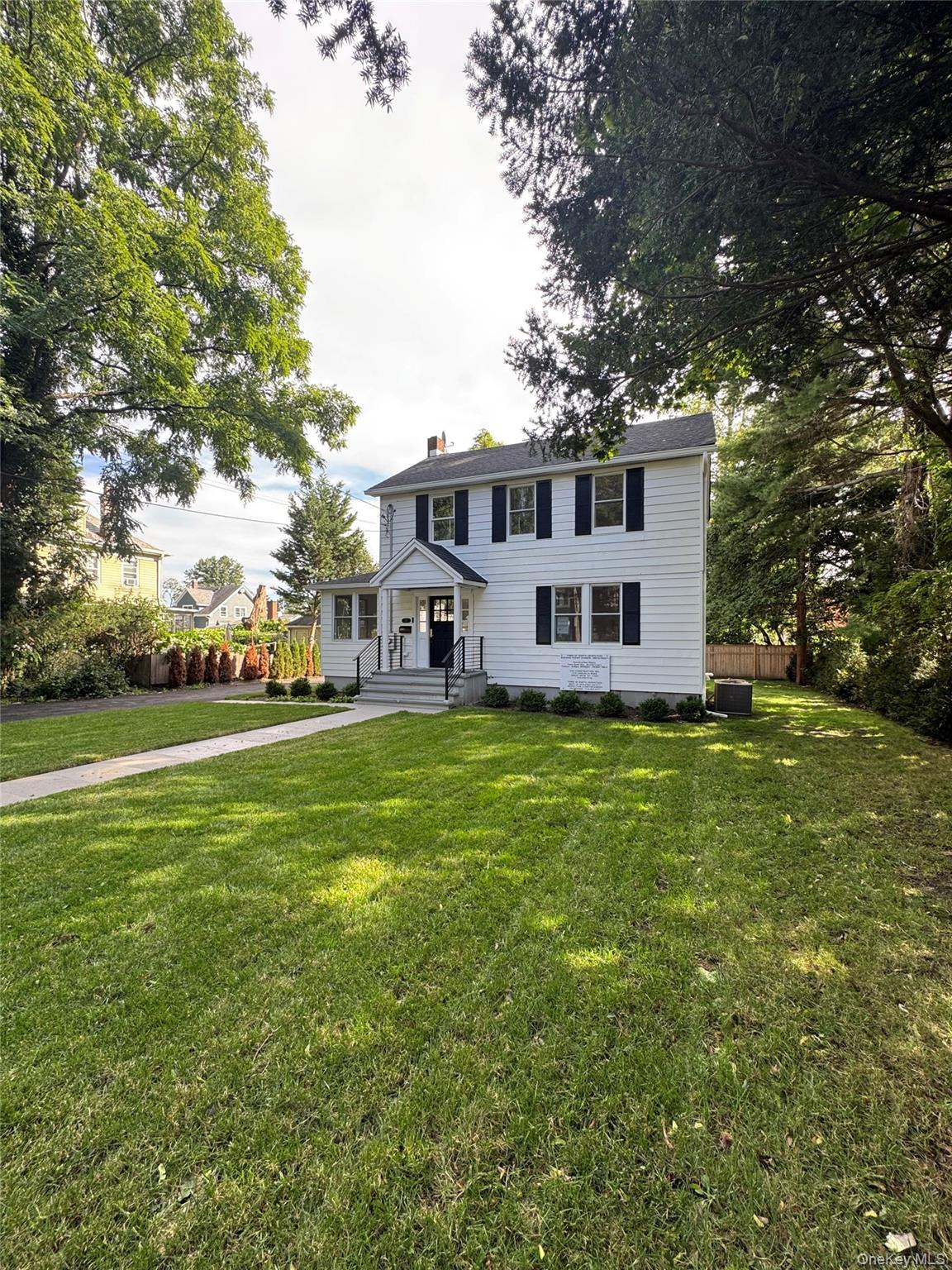 118 Willow Street – For Sale photo 5