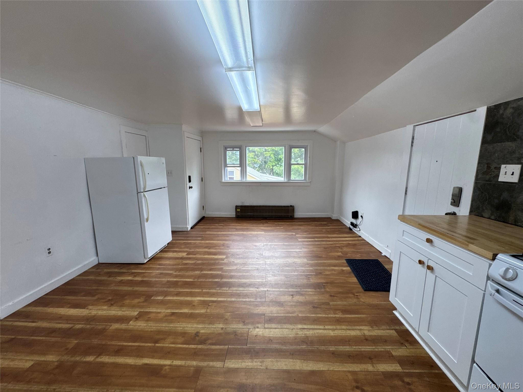 34 Hoffman Street, Unit 3 photo 3