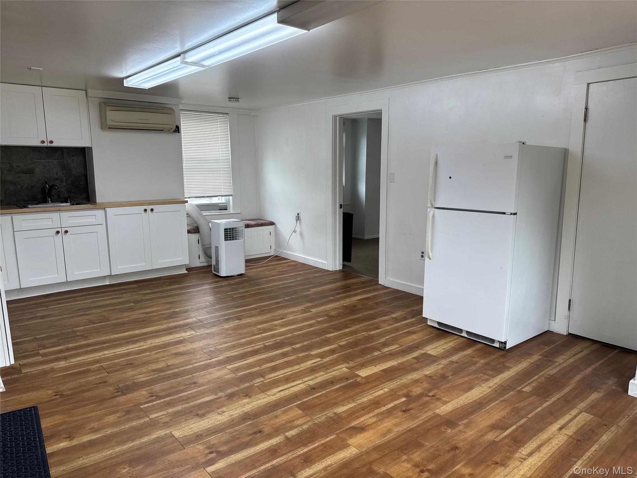 34 Hoffman Street, Unit 3 photo 4