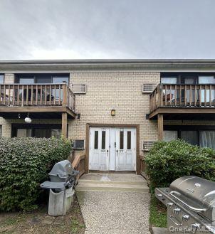 269 W Sneden Place W, Unit 269 photo 2