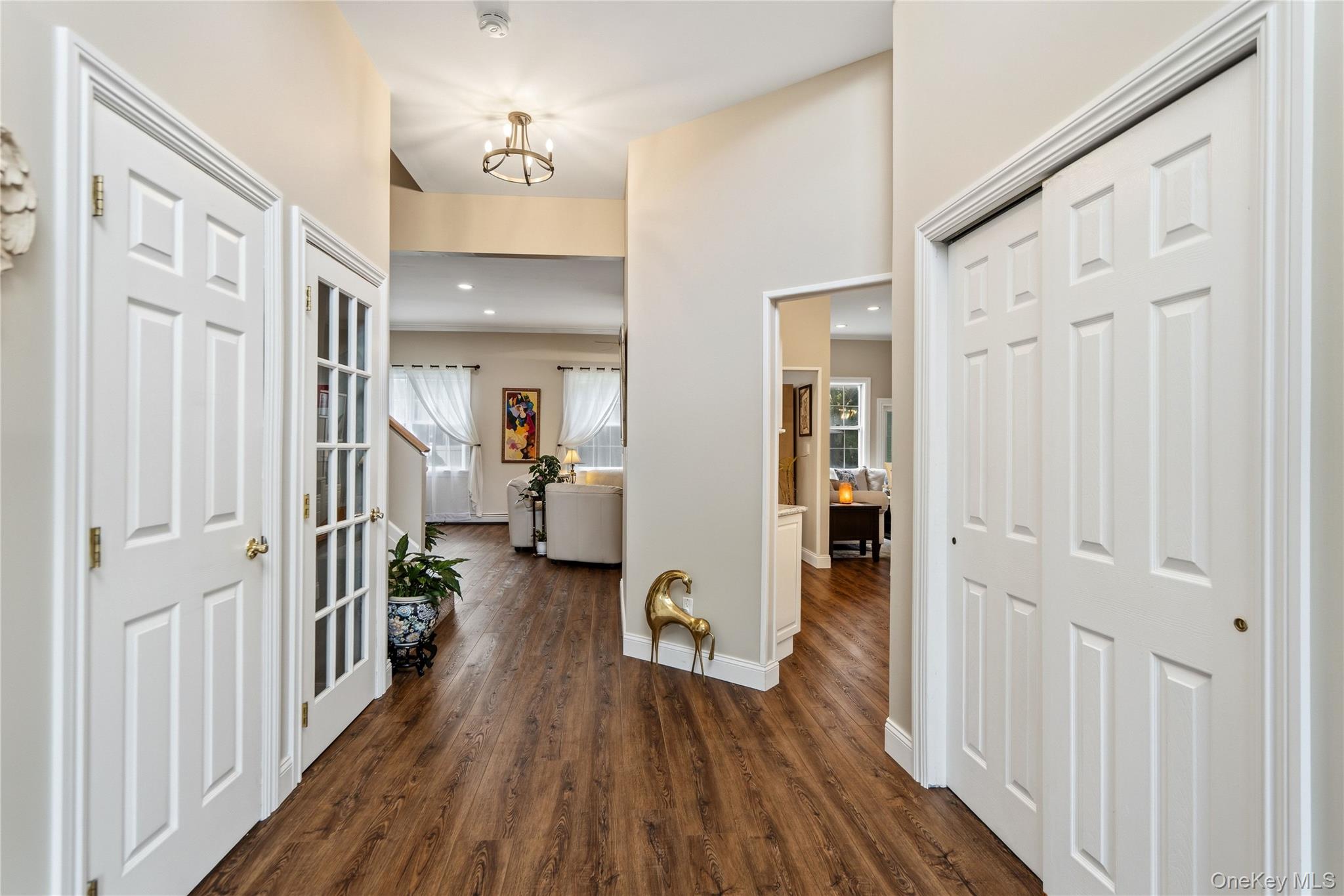 107 Hazelnut Court – For Sale photo 8