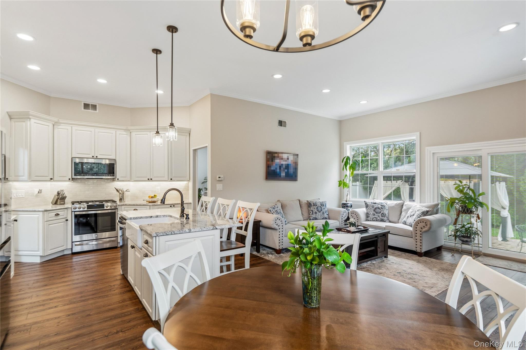 107 Hazelnut Court – For Sale photo 21