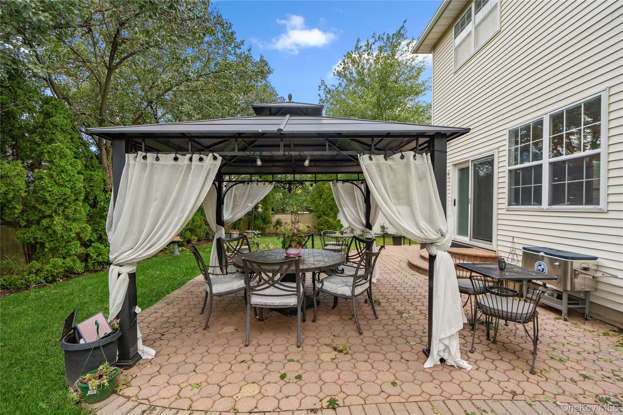 107 Hazelnut Court – For Sale photo 35