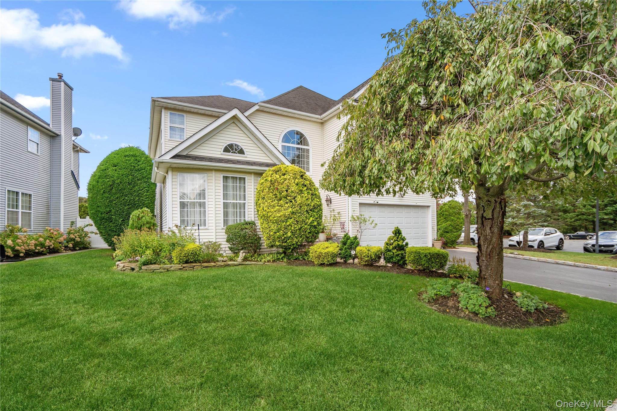 107 Hazelnut Court – For Sale photo 3