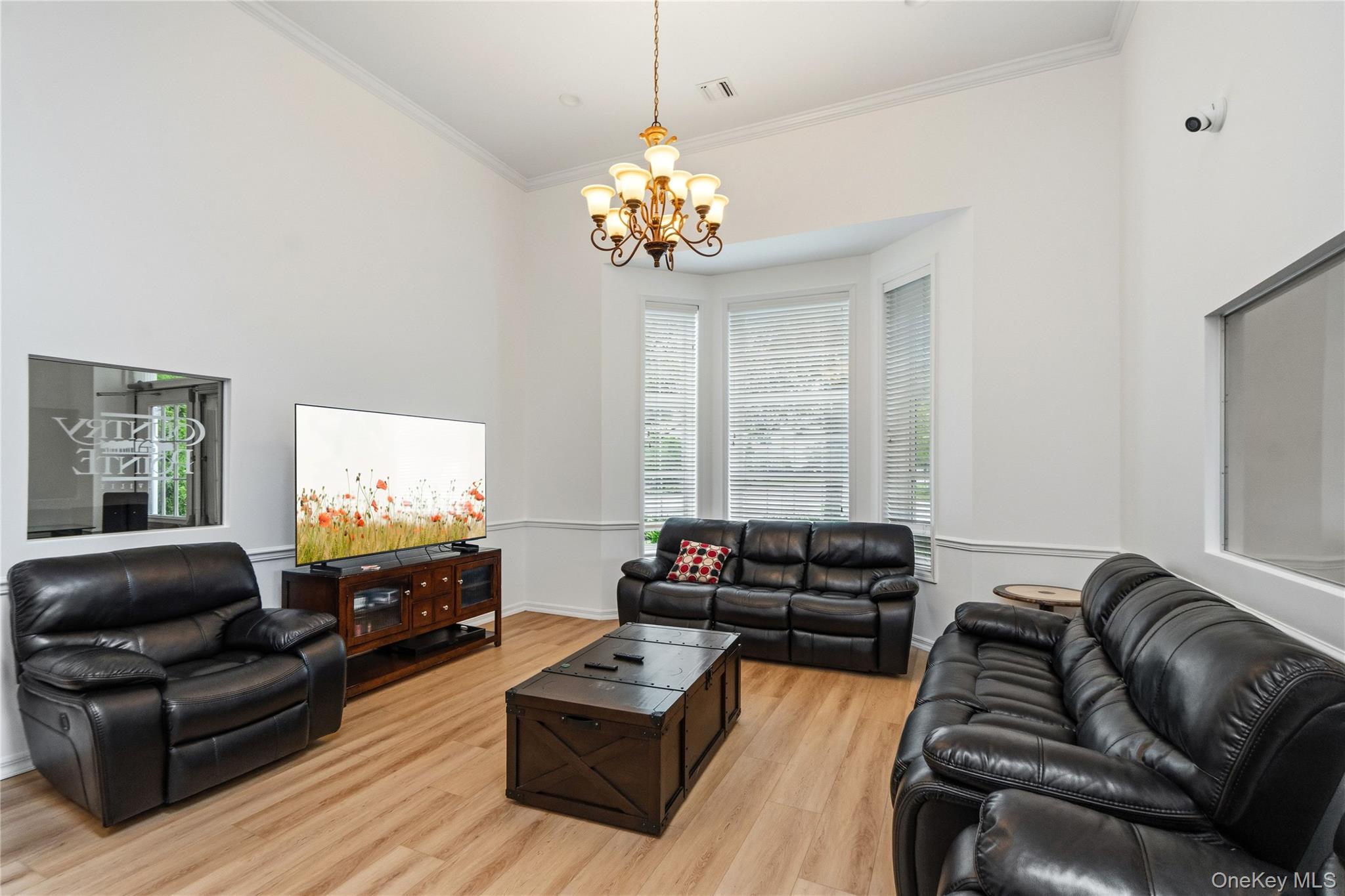 107 Hazelnut Court – For Sale photo 42