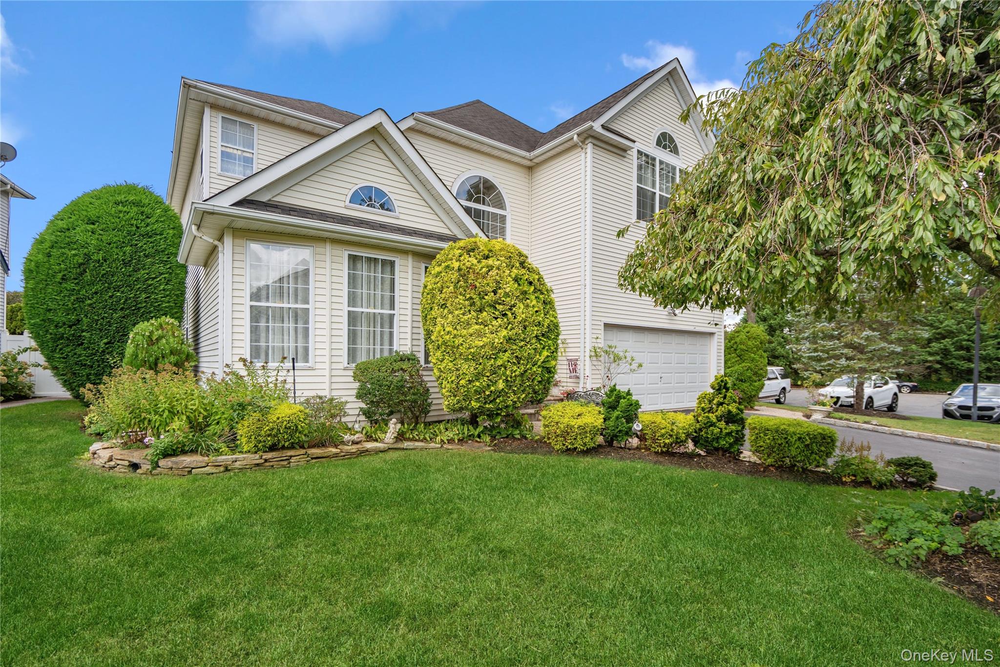 107 Hazelnut Court – For Sale