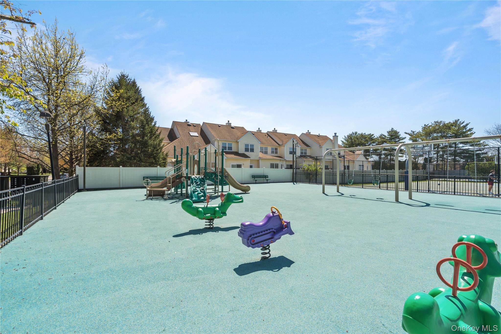 107 Hazelnut Court – For Sale photo 44