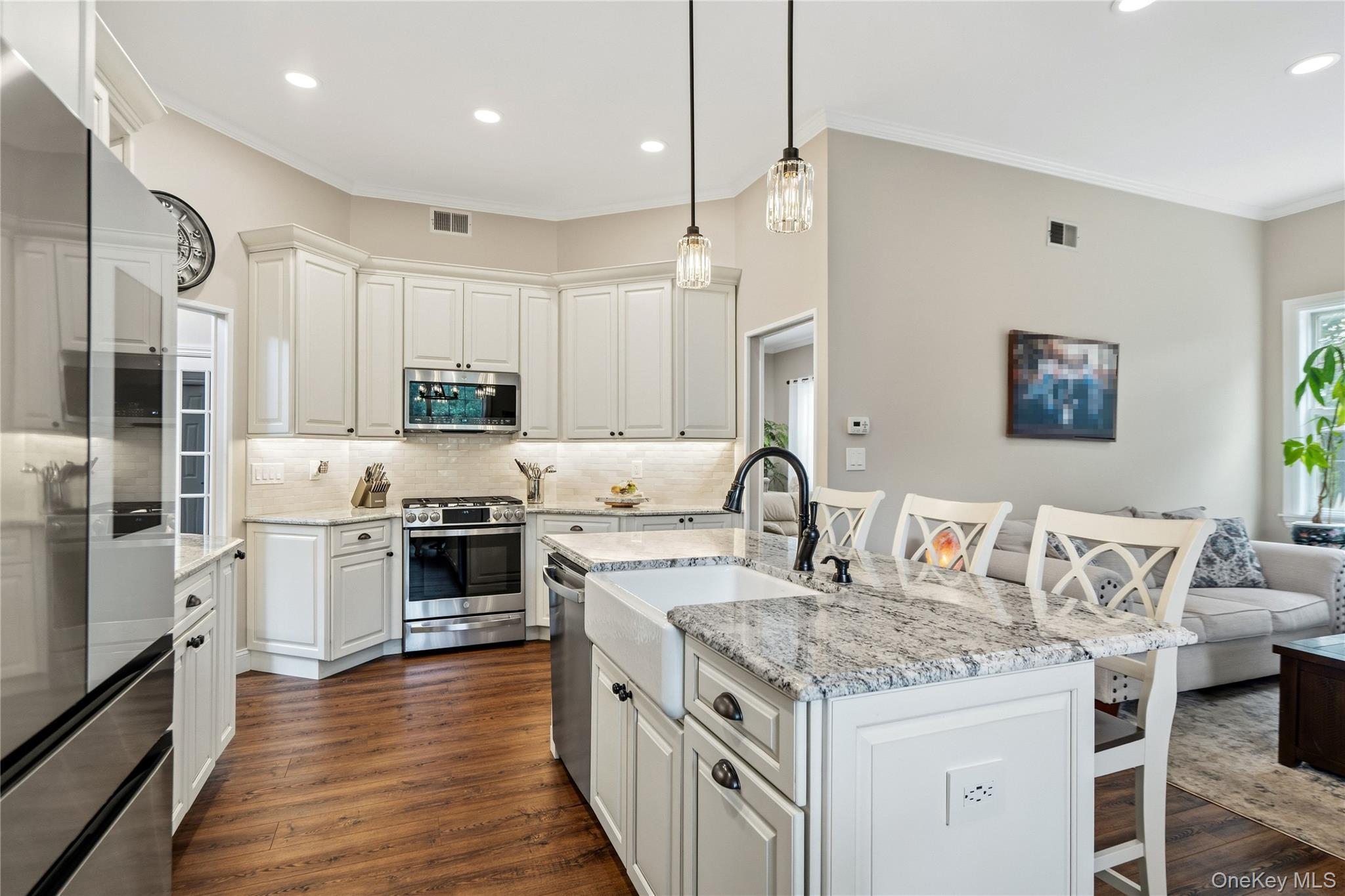 107 Hazelnut Court – For Sale photo 22