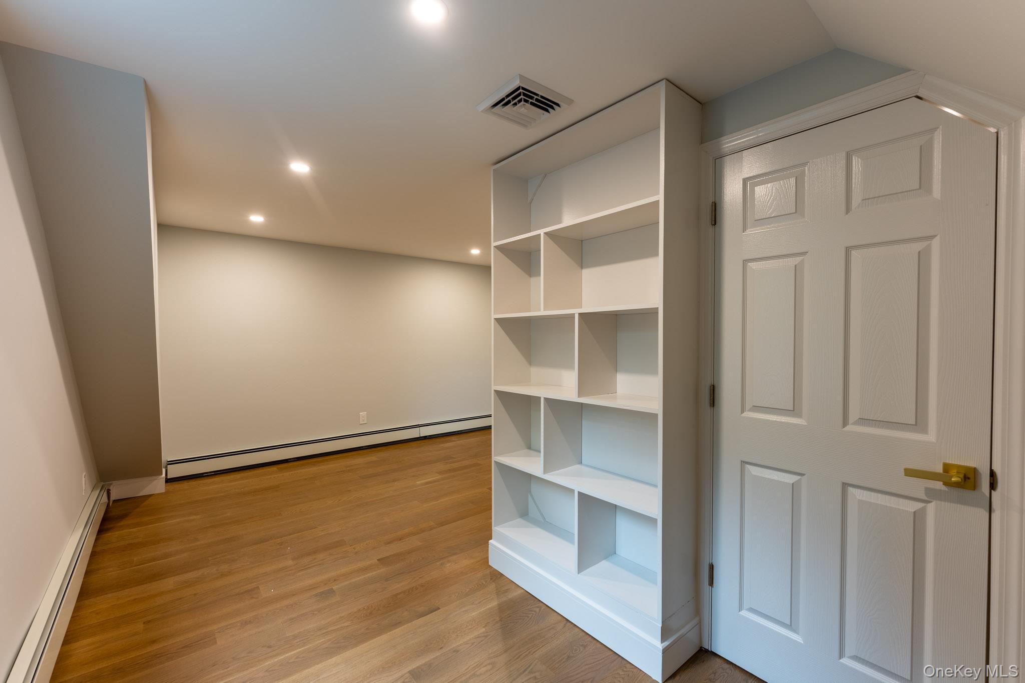16 Forest Avenue – For Sale photo 39