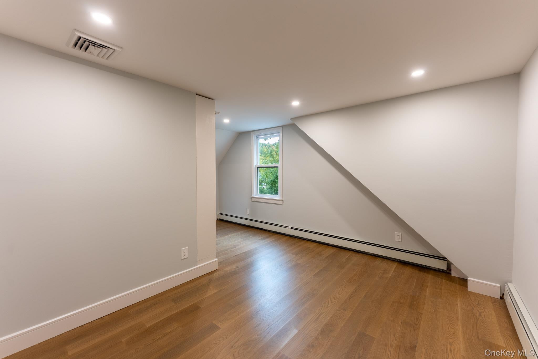 16 Forest Avenue – For Sale photo 36