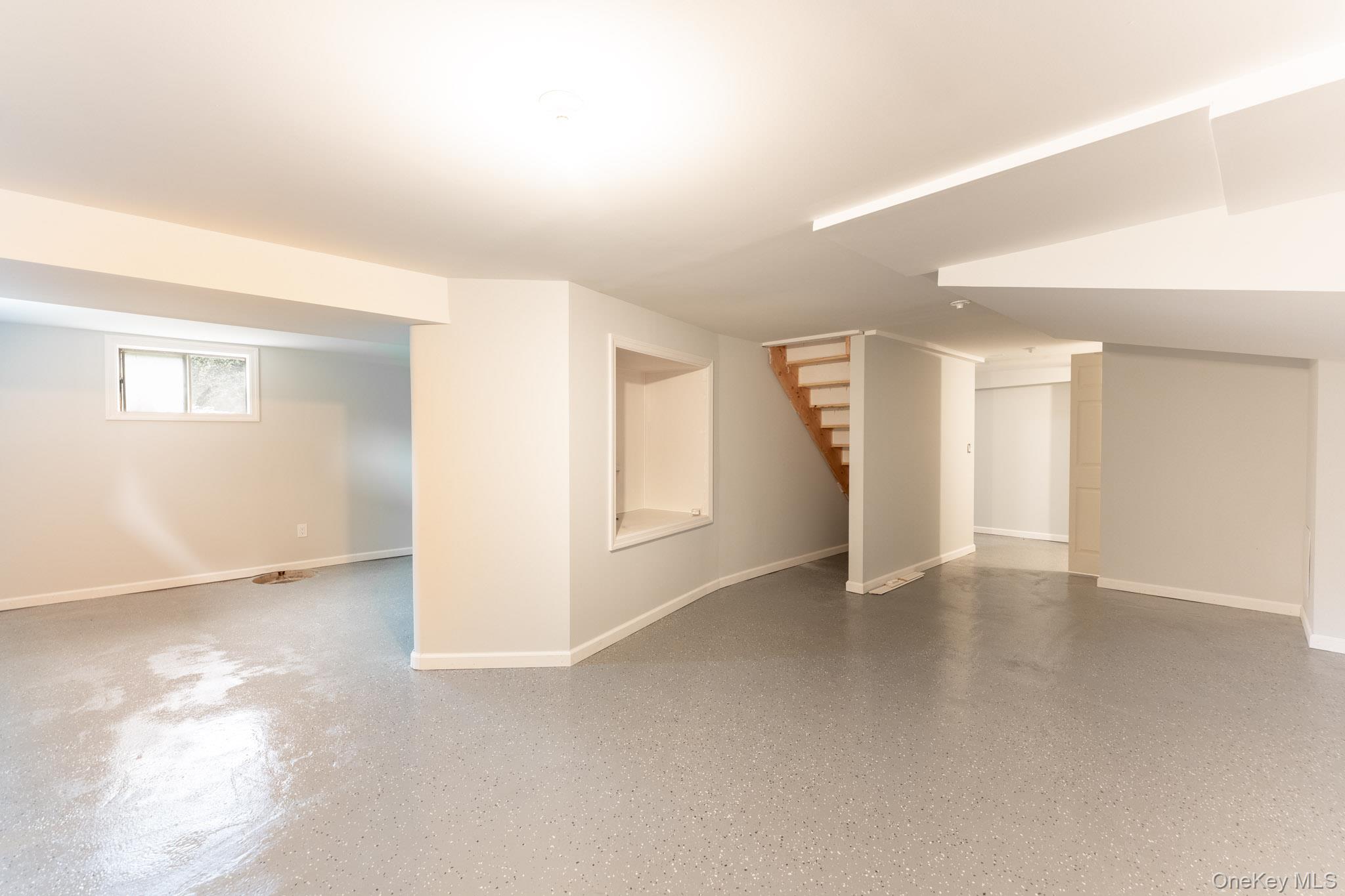 16 Forest Avenue – For Sale photo 44