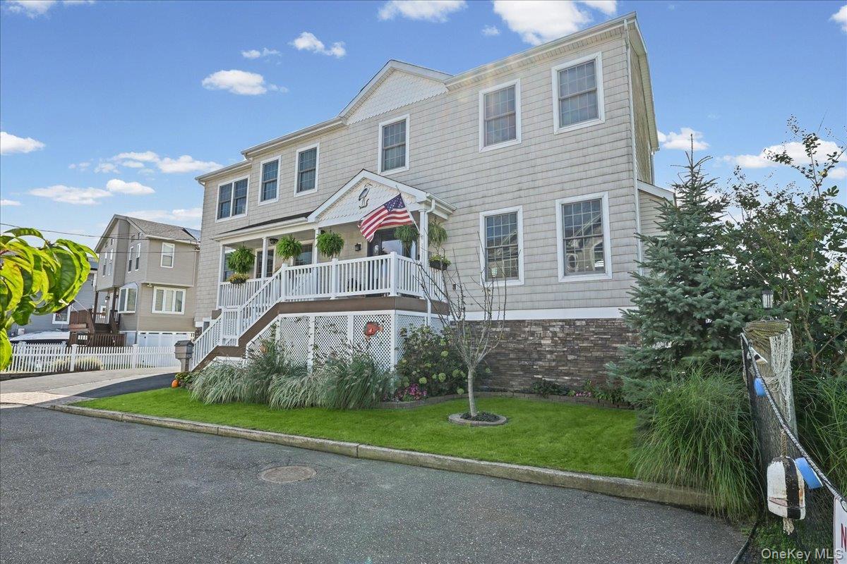 632 Arthur Street – For Sale photo 2
