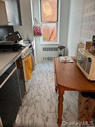 65-15 Yellowstone Blvd, Unit 5H photo 3