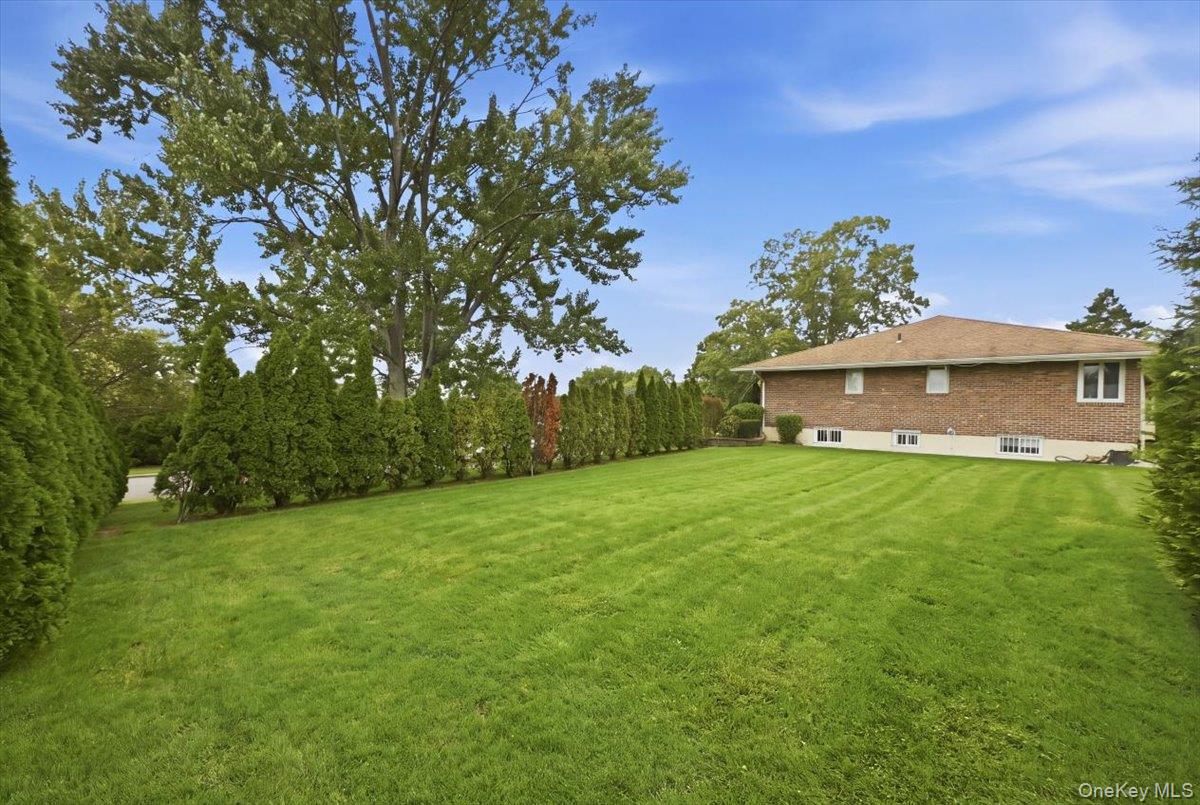 47 Royal Way – For Sale photo 39