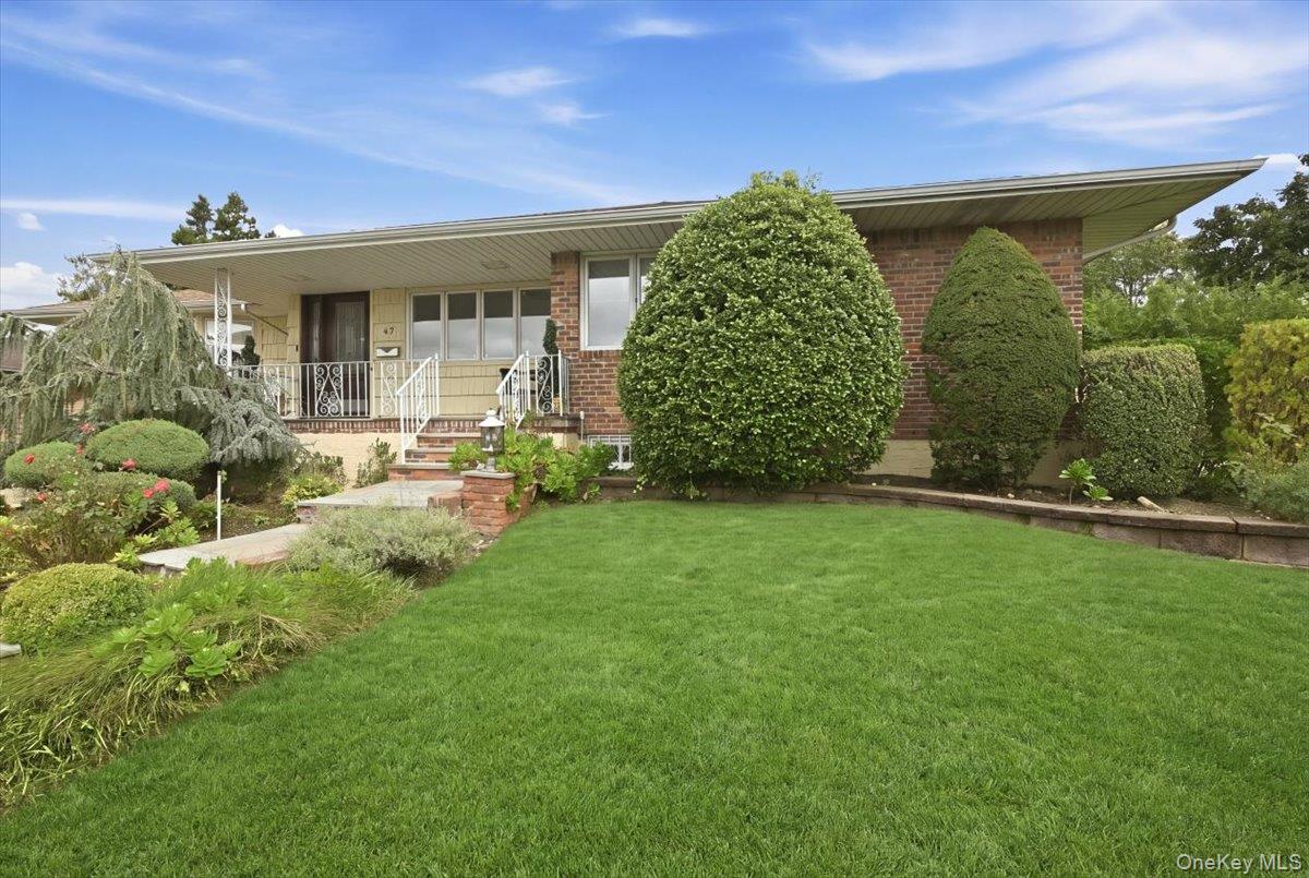 47 Royal Way – For Sale photo 3