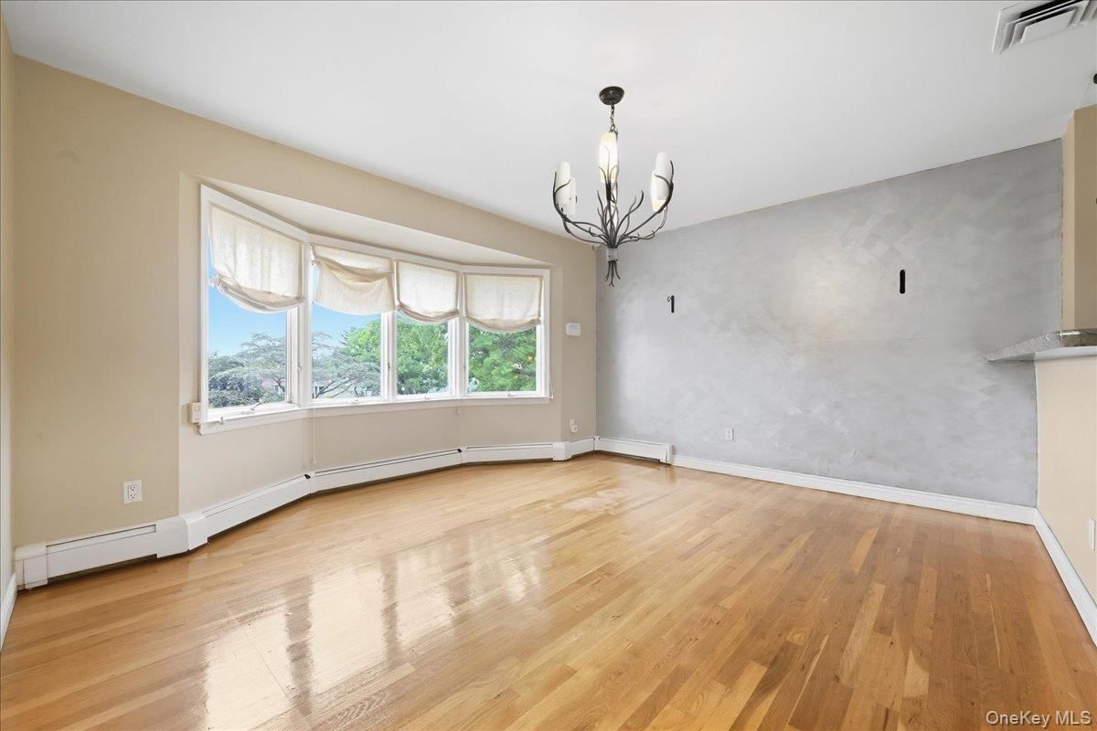47 Royal Way – For Sale photo 7
