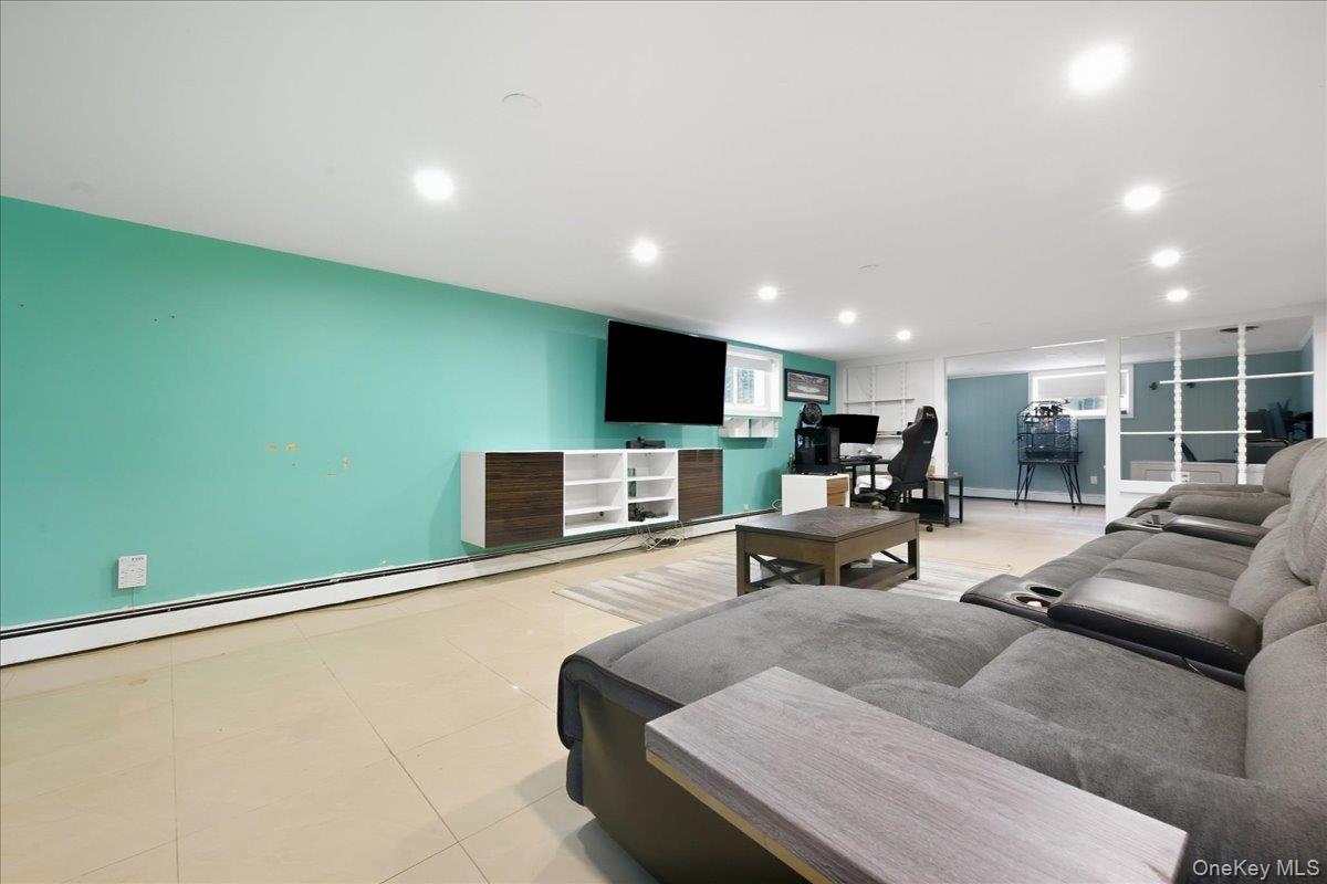47 Royal Way – For Sale photo 24