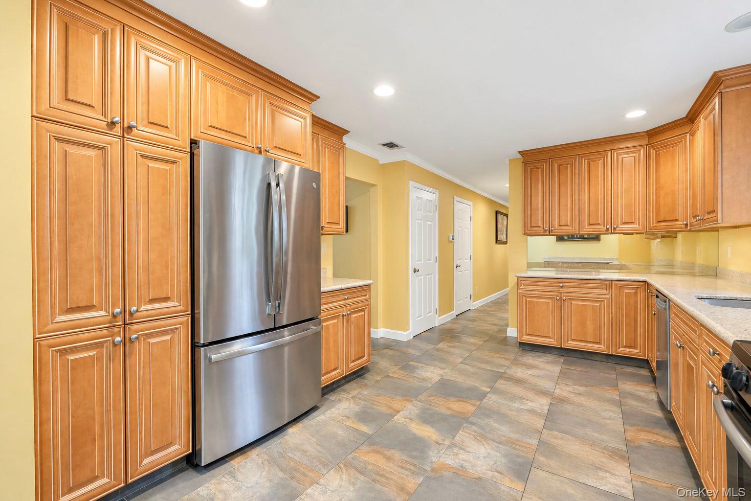 344 Barton Avenue – For Sale photo 17