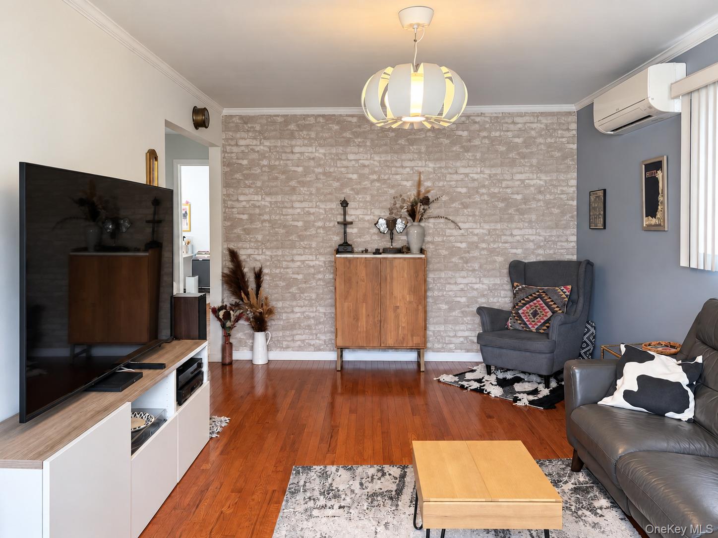 145 Westbury Avenue – For Sale photo 5