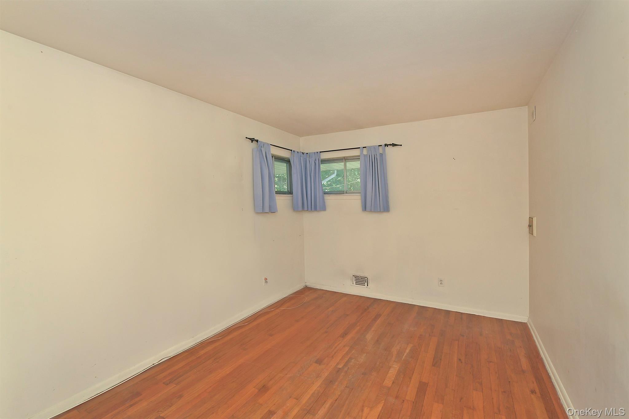 12 Marie Crescent – For Sale photo 17