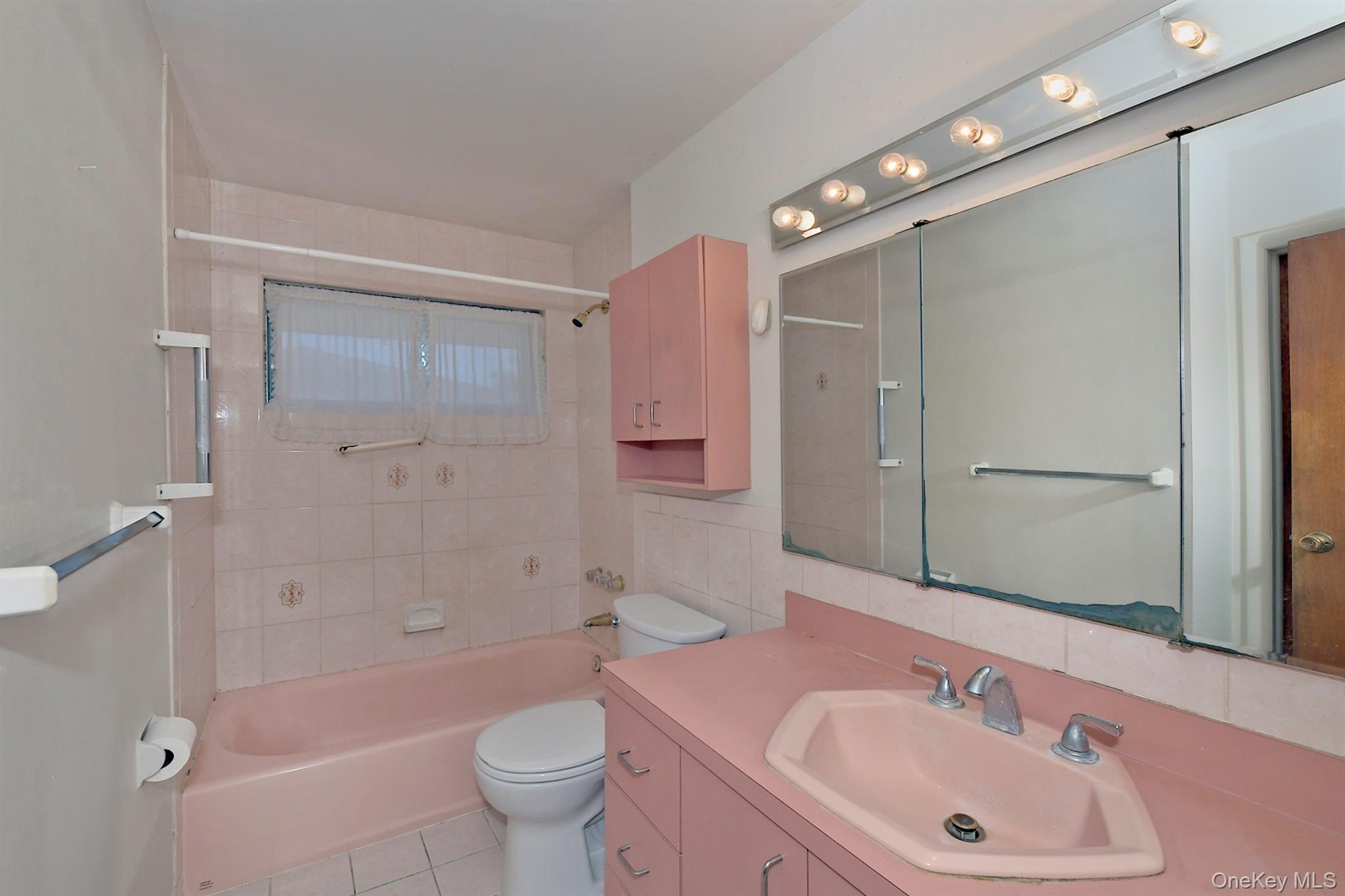 12 Marie Crescent – For Sale photo 18