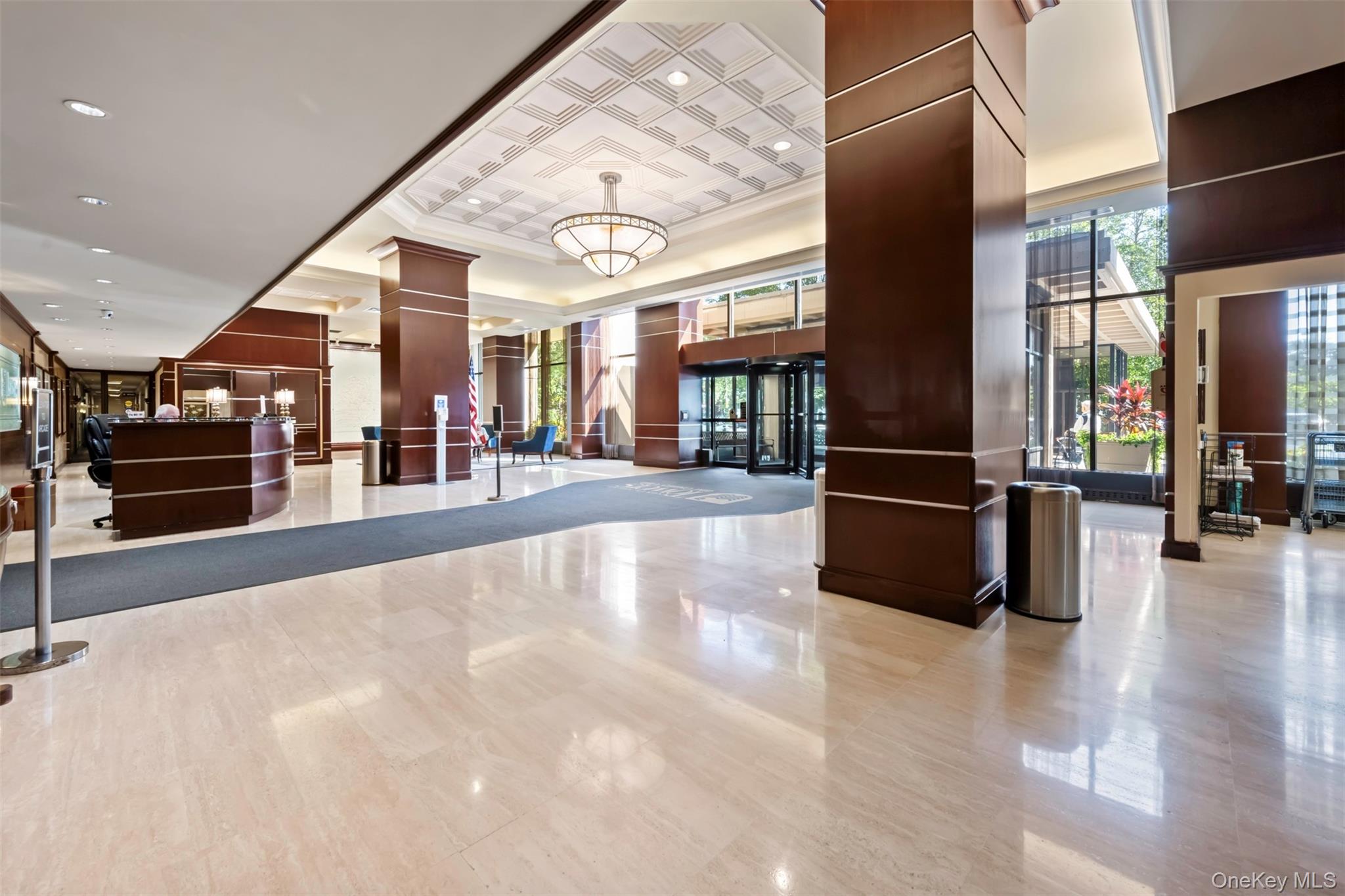 269-10 Grand Central Parkway, Unit 8P photo 4
