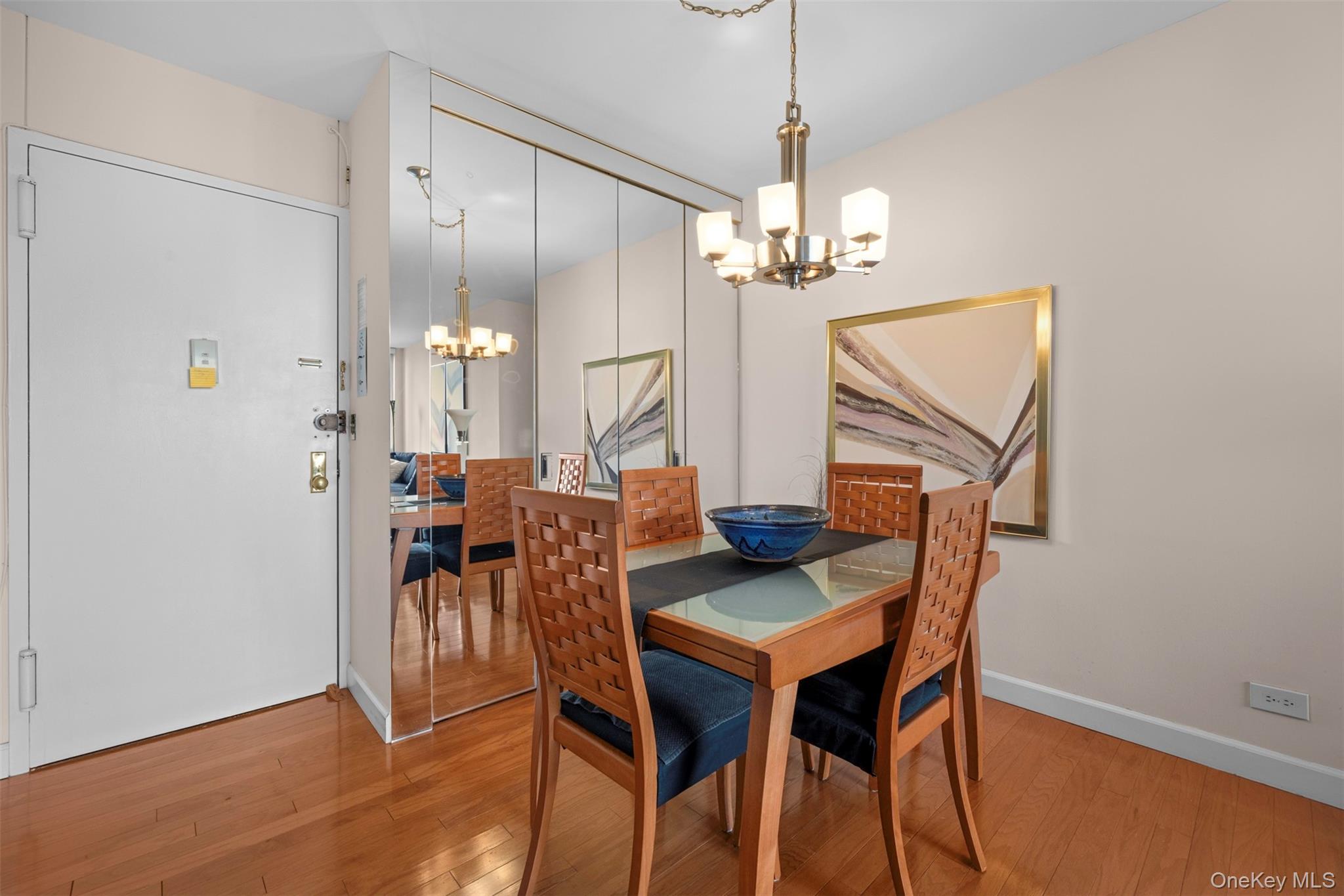 269-10 Grand Central Parkway, Unit 8P photo 6