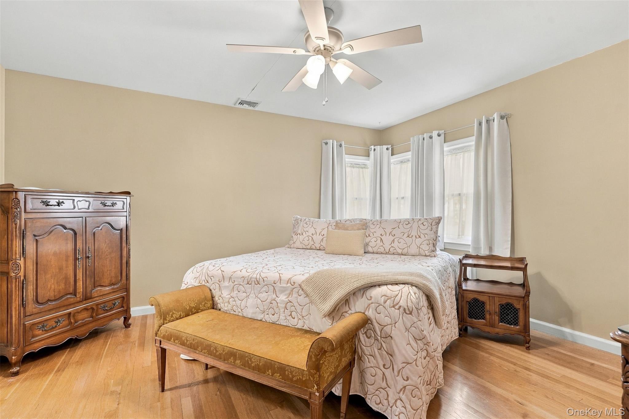 32 Elm Street – For Sale photo 28