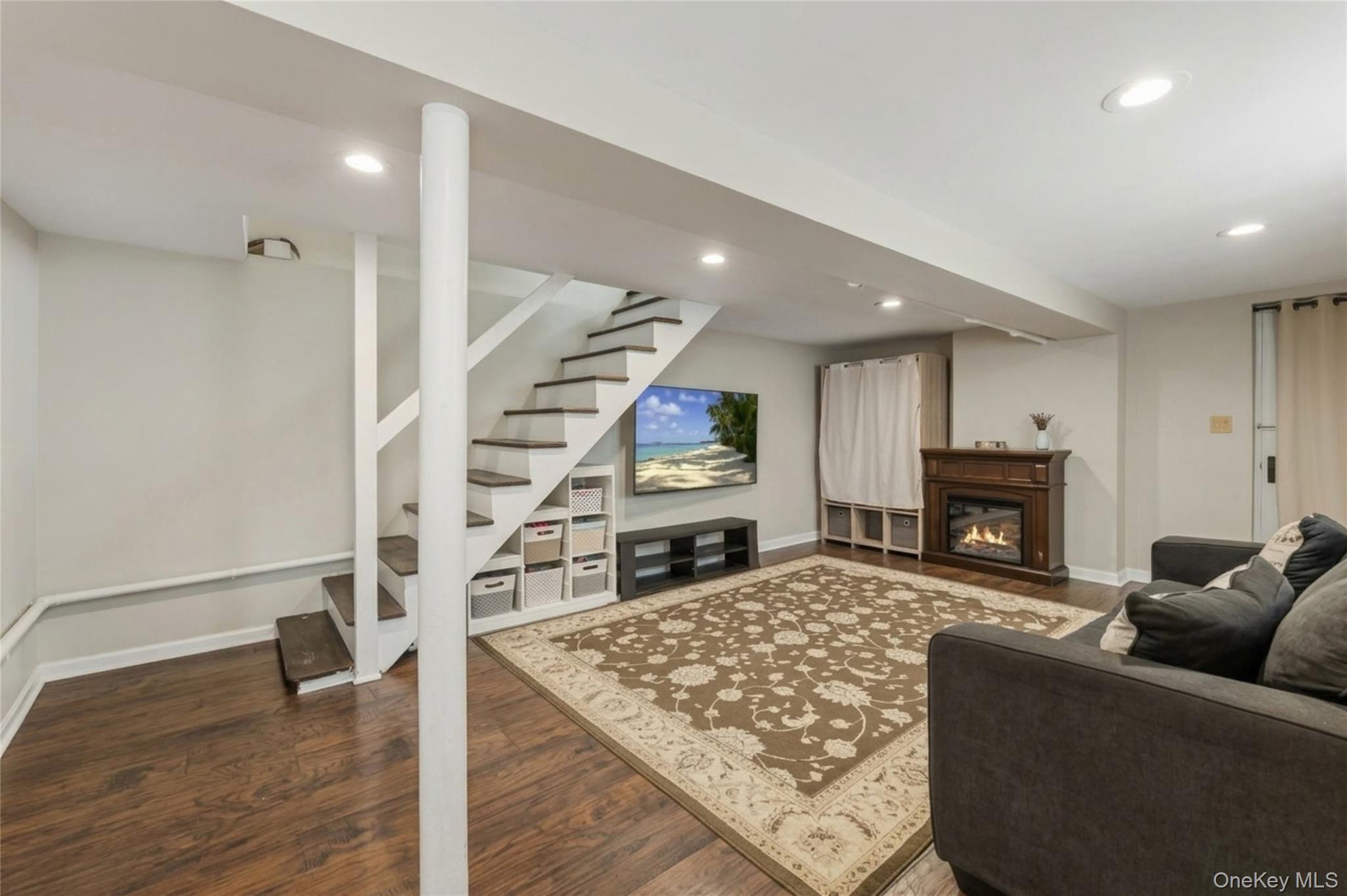 51 Sterling Avenue – For Sale photo 24