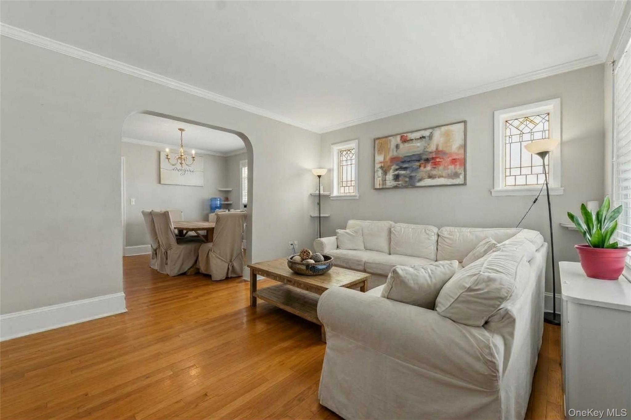 51 Sterling Avenue – For Sale photo 3