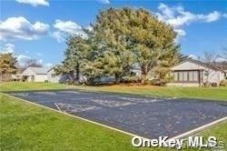 124 Village Circle W, Unit 124 photo 31