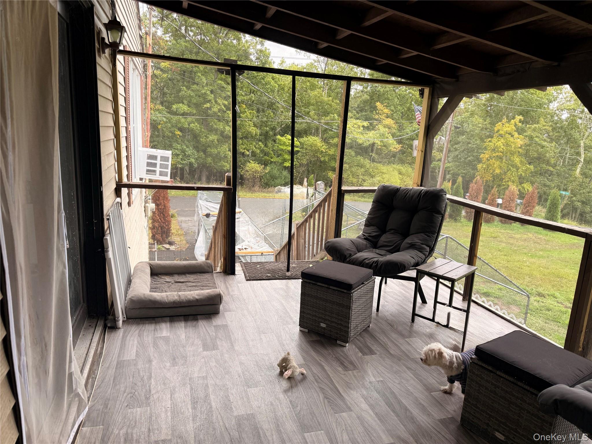 5 Ivy Road S – For Sale photo 6