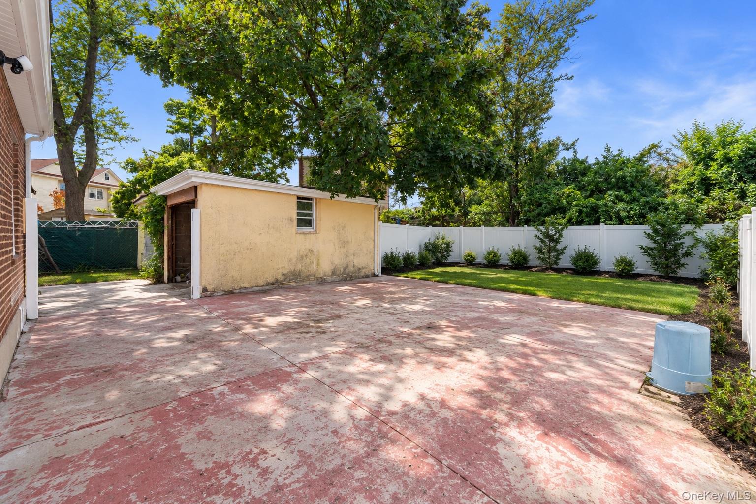 17417 Polhemus Avenue – For Sale photo 14