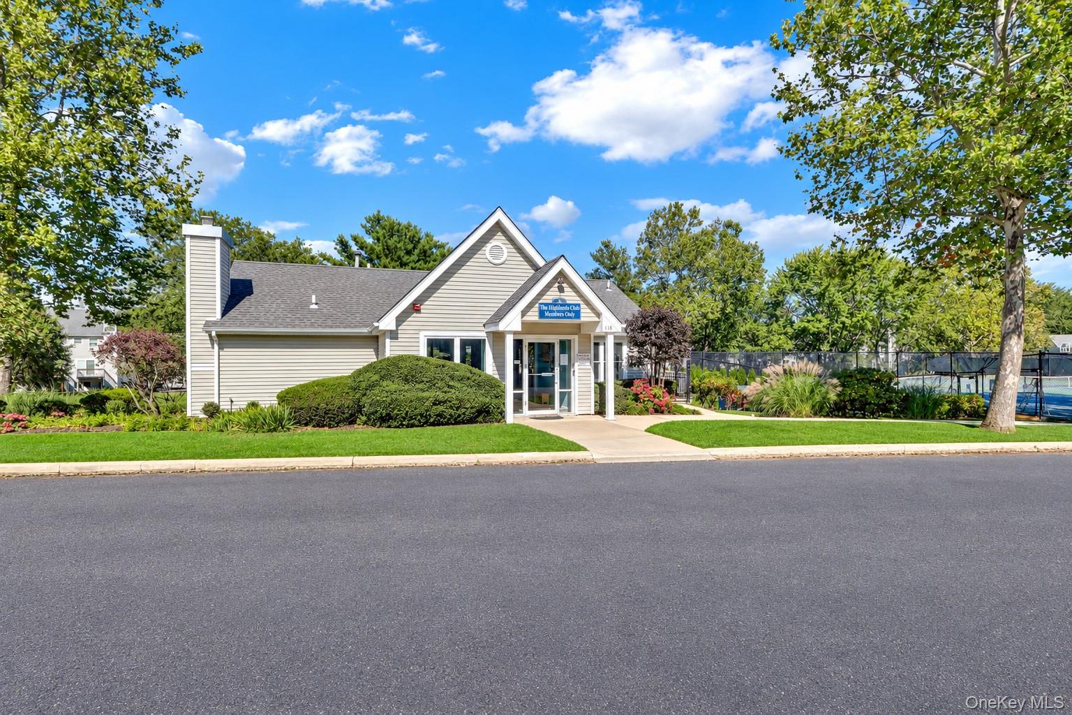 217 Windward Court N – For Sale photo 22